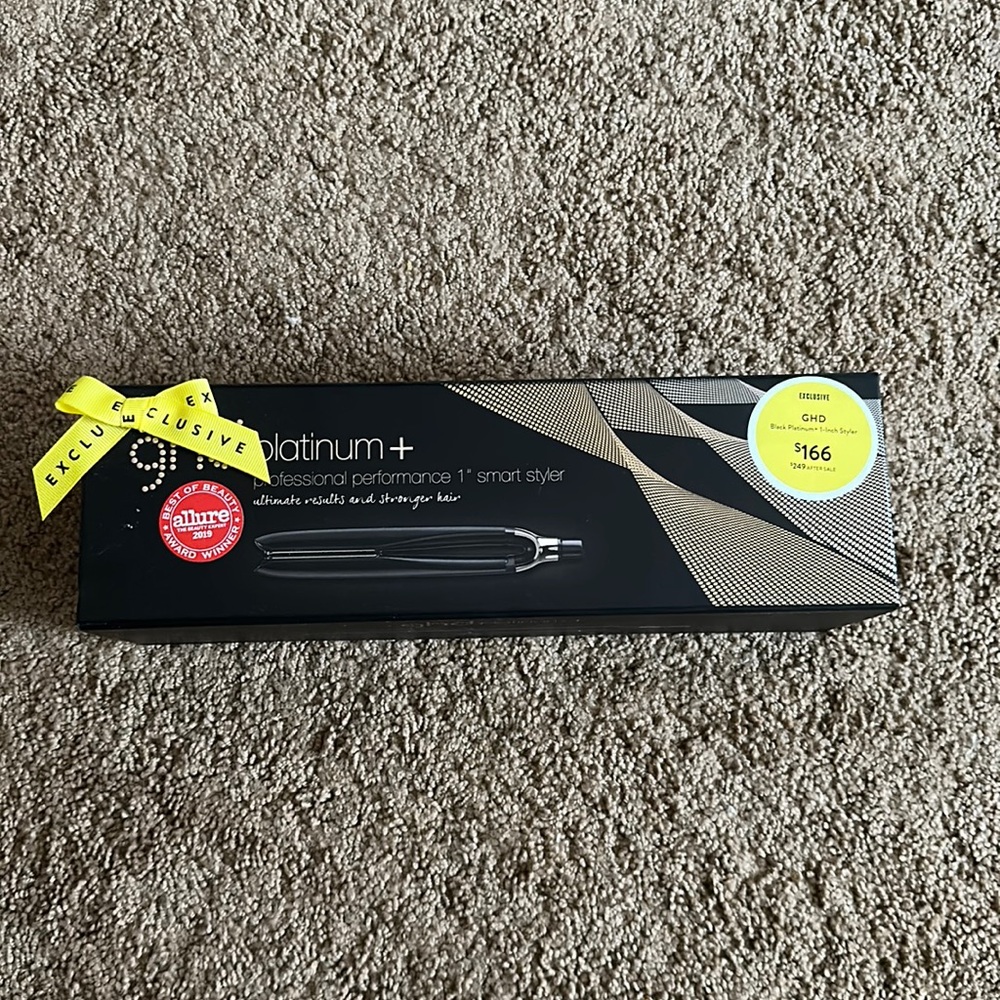 GHD flat iron